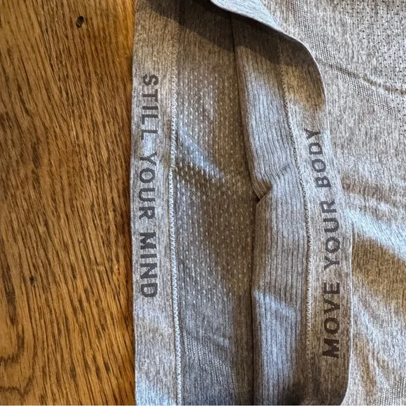 Lululemon Swiftly Tech Long Sleeve Shirt 2.0 Waist Length Size 2 - Picture 4 of 7